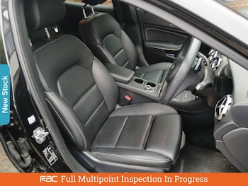 Used Mercedes-Benz GLA 2019 for sale - 76330590: Photo 3