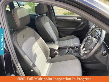 Used Volkswagen Tiguan 2020 for sale - 75918340: Photo