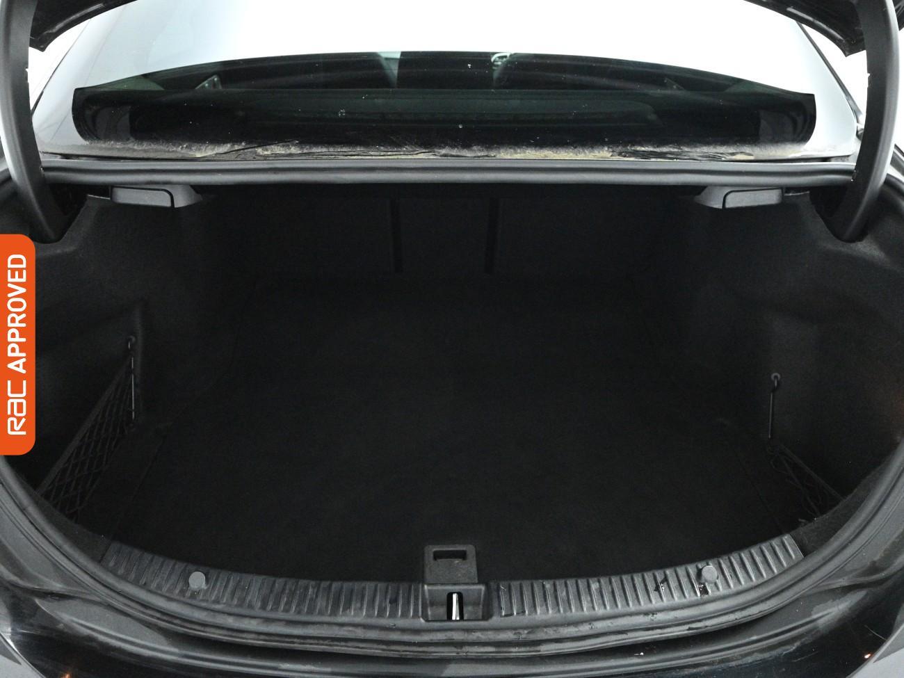 Used Mercedes-Benz C Class 2019 for sale - 77929069: Photo 13