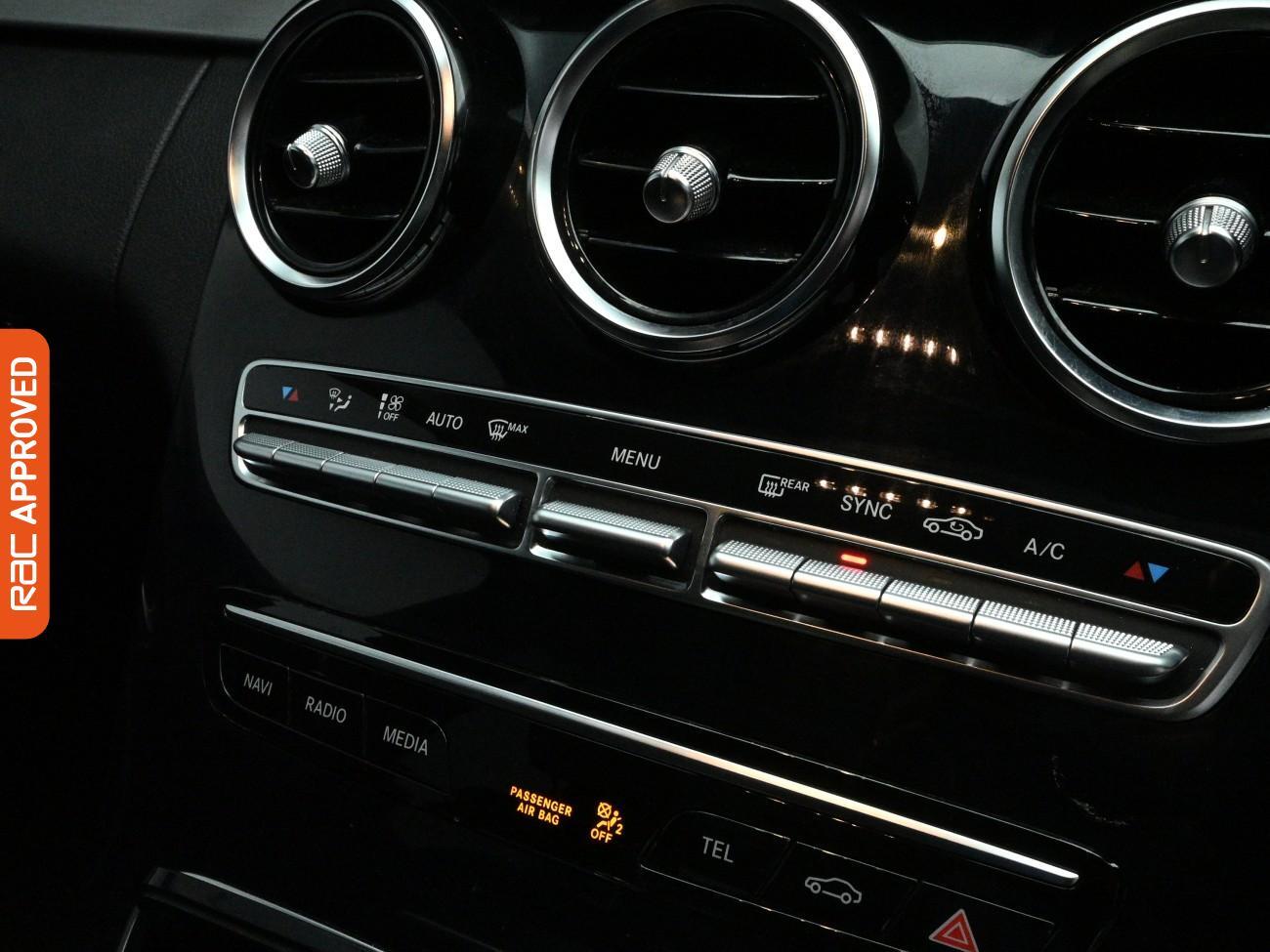 Used Mercedes-Benz C Class 2019 for sale - 77929069: Photo 16