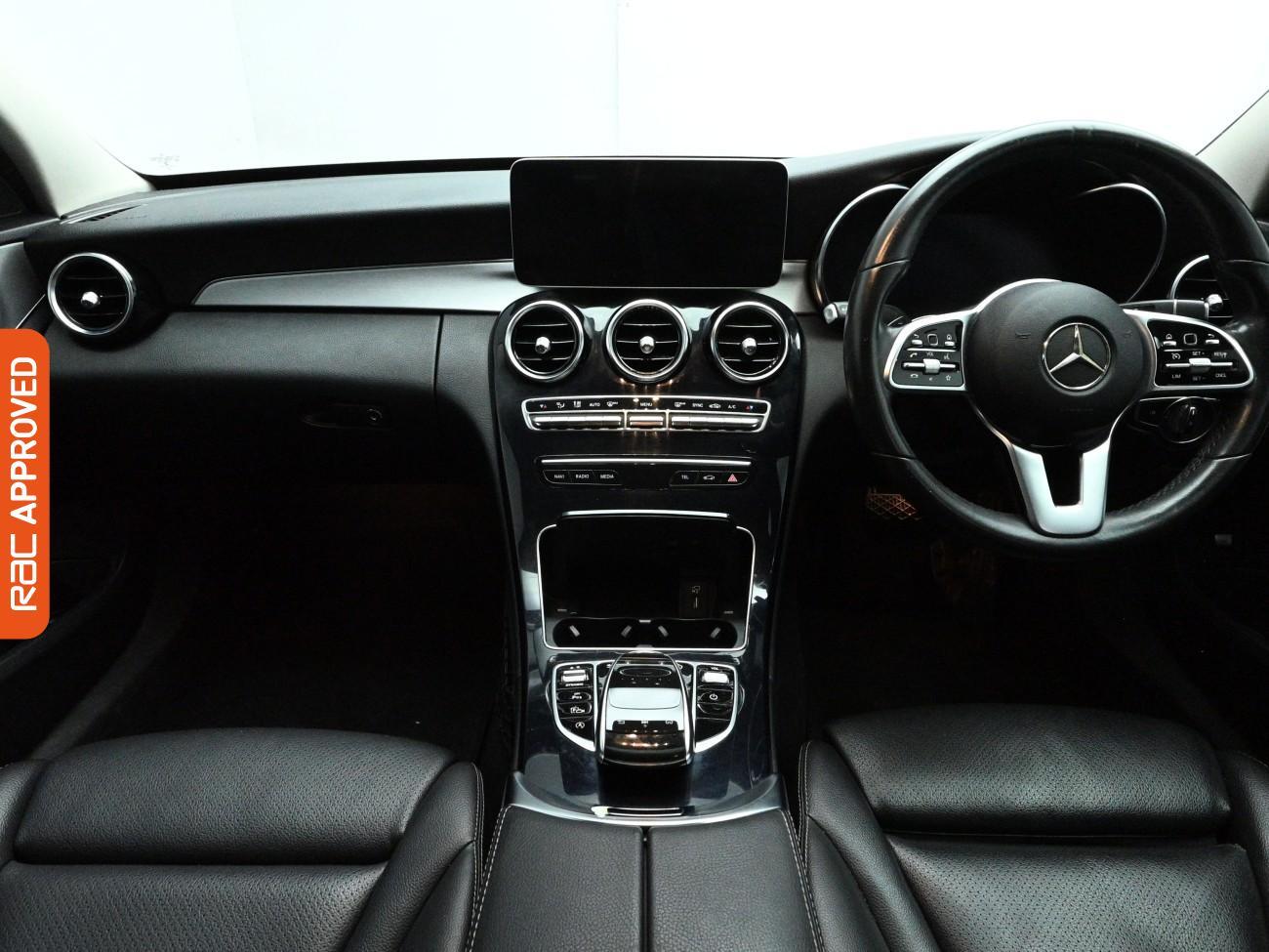 Used Mercedes-Benz C Class 2019 for sale - 77929069: Photo 2