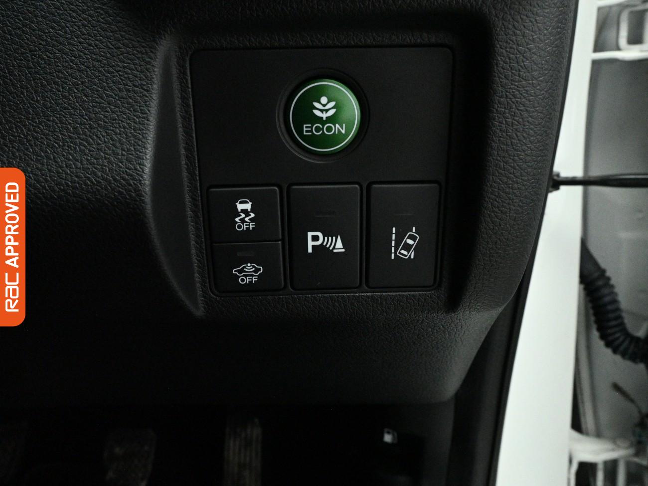 Used Honda HR-V 2018 for sale - 77831300: Photo 21