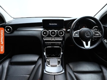 Used Mercedes-Benz GLC 2020 for sale - 76011260: Photo