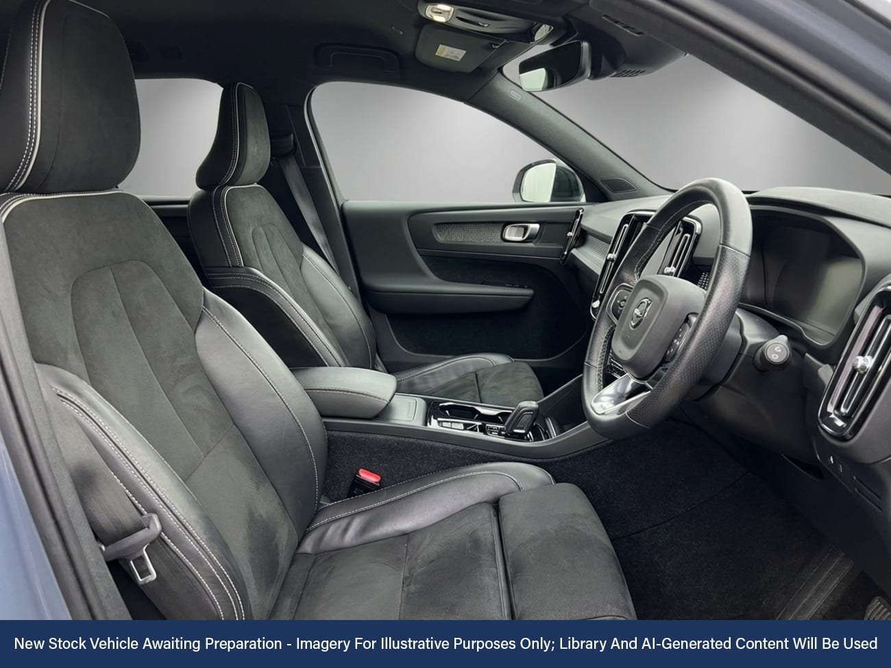 Used Volvo XC40 2021 for sale - 77083941: Photo 3