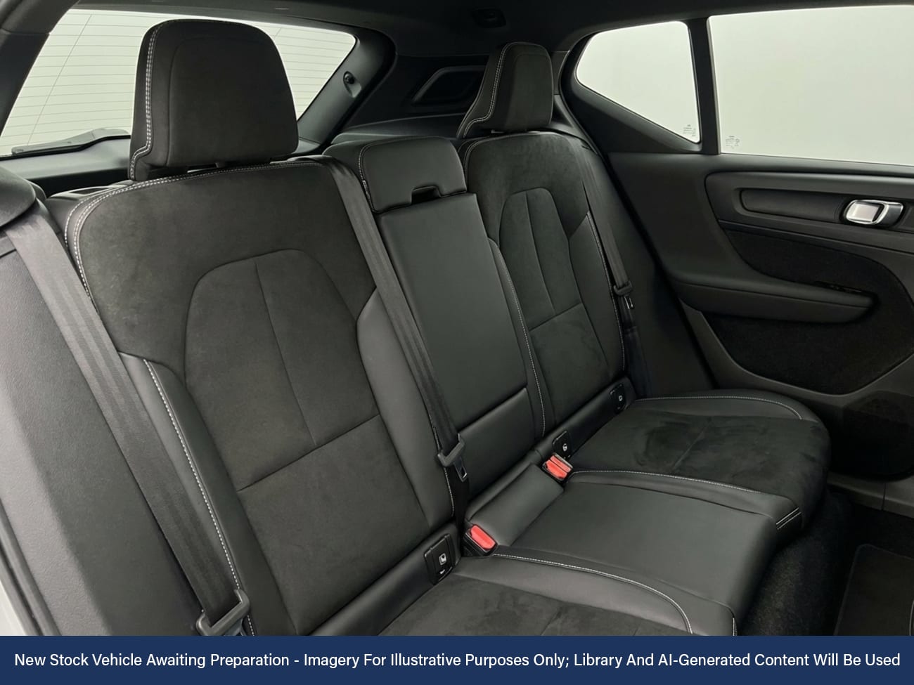 Used Volvo XC40 2021 for sale - 77083941: Photo 4