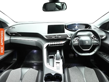 Used Peugeot 3008 2018 for sale - 77703432: Photo