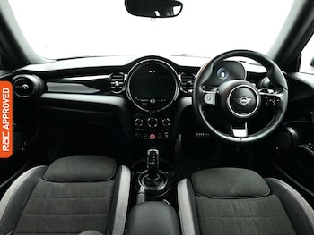 Used MINI Hatch 2023 for sale - 79444491: Photo