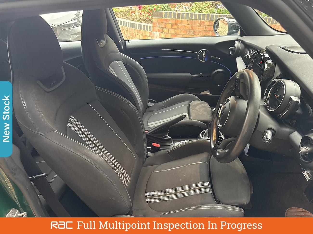 Used MINI Hatch 2021 for sale - 76330593: Photo 3