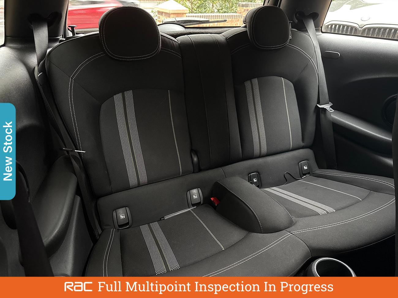 Used MINI Hatch 2021 for sale - 76330593: Photo 4