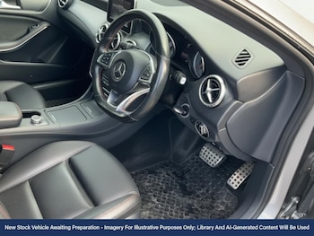 Used Mercedes-Benz CLA 2015 for sale - 76462230: Photo