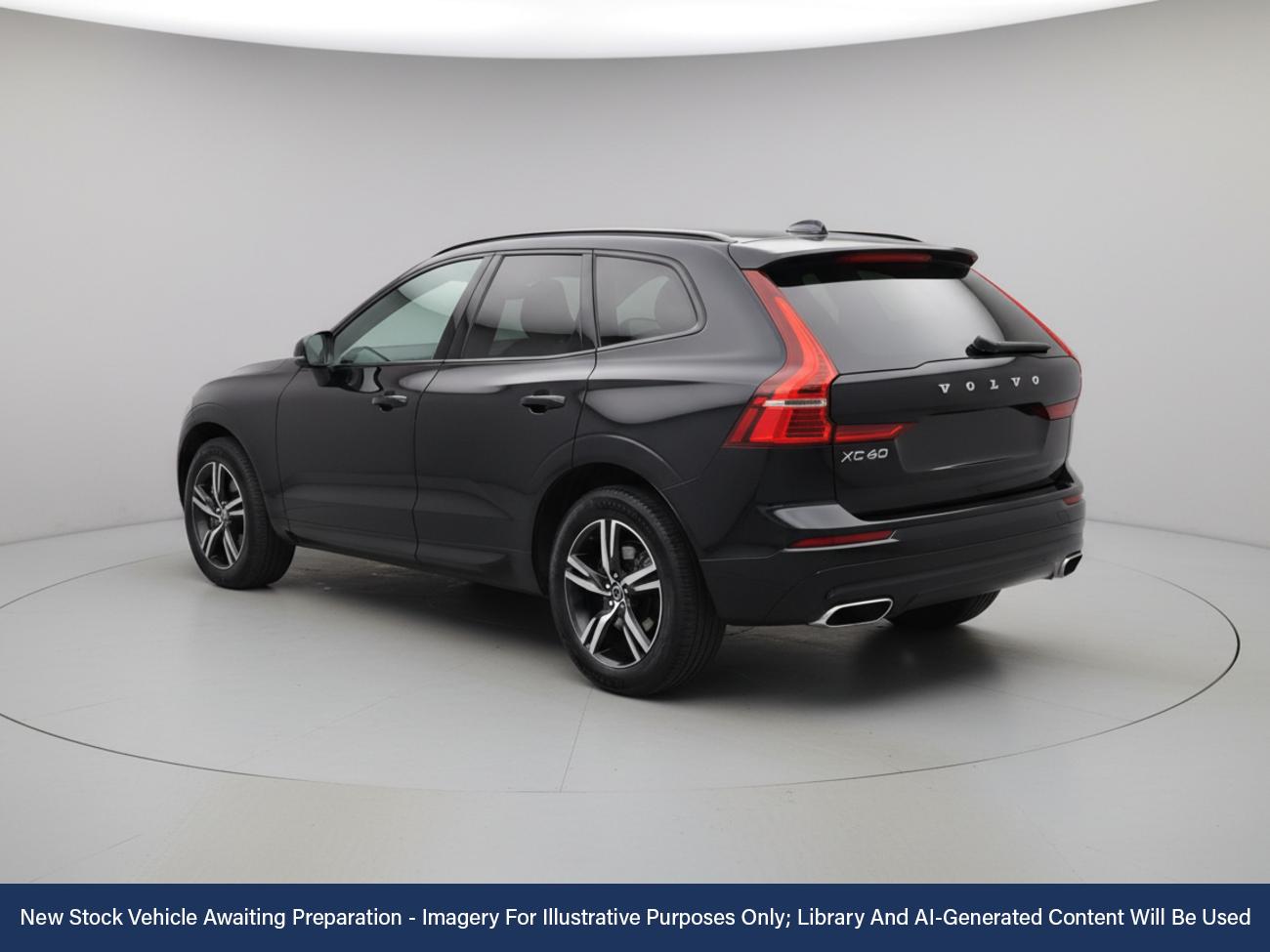 Used Volvo XC60 2021 for sale - 76805322: Photo 2