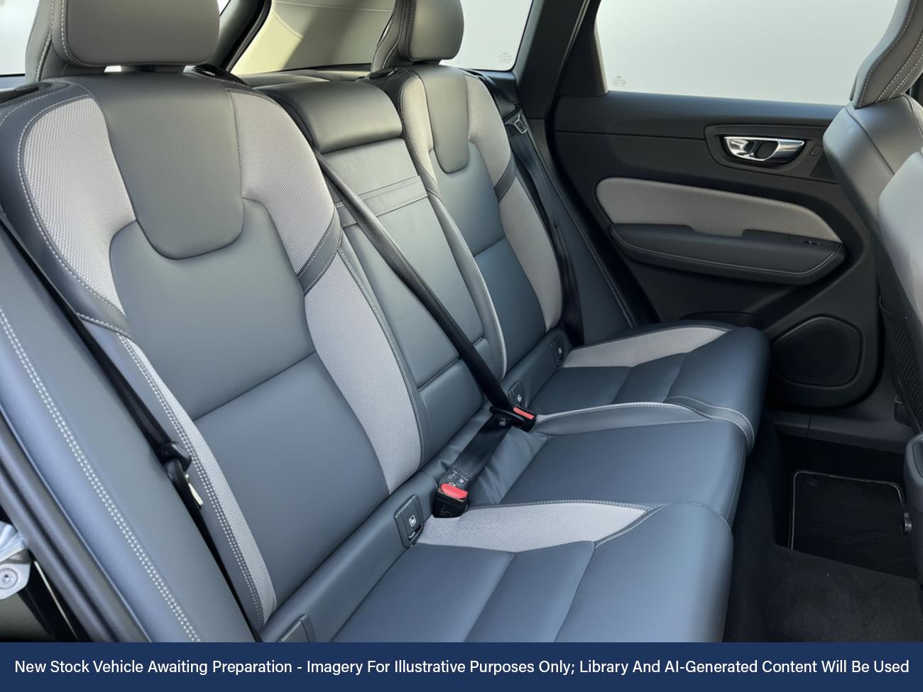 Used Volvo XC60 2021 for sale - 76805322: Photo 4