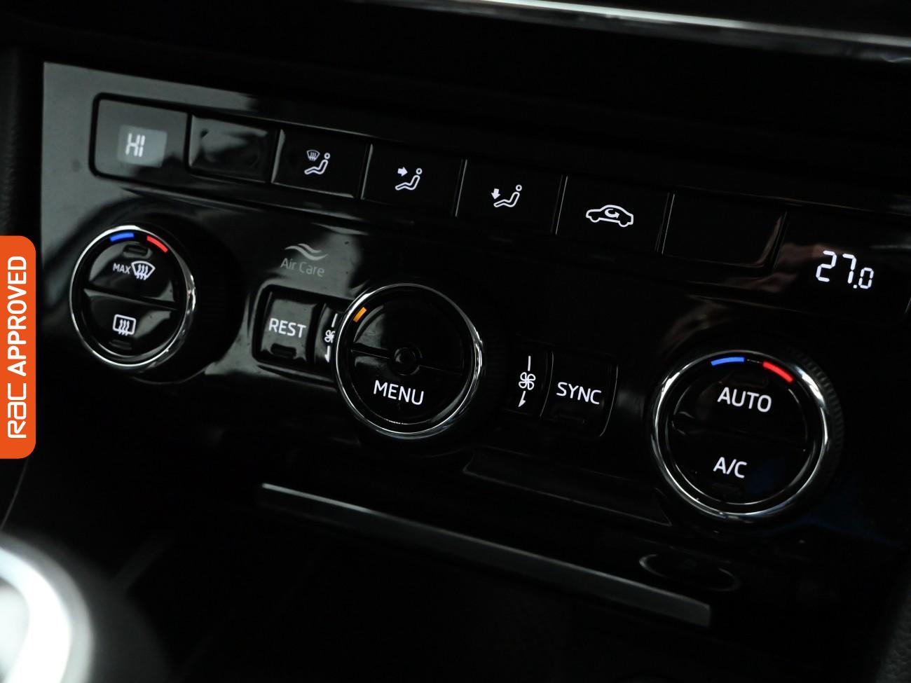 Used Skoda Superb 2019 for sale - 76732560: Photo 14