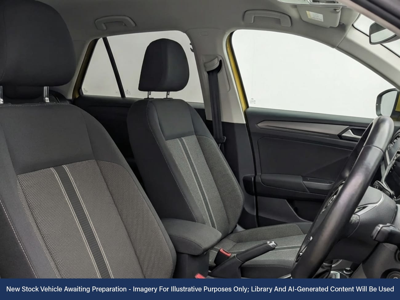 Used Volkswagen T-Roc 2020 for sale - 77791803: Photo 3