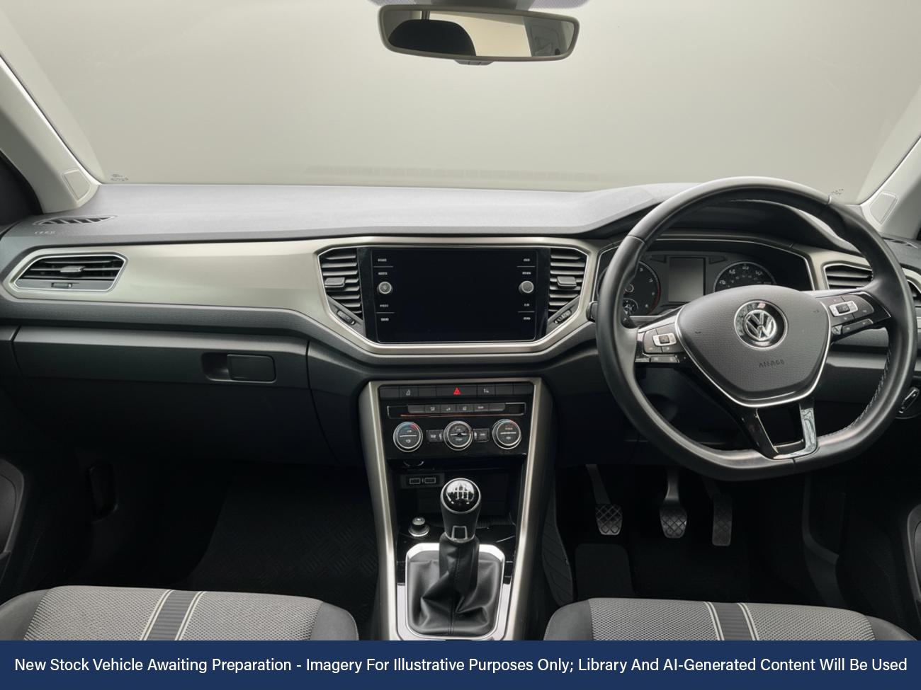 Used Volkswagen T-Roc 2020 for sale - 76641935: Photo 6