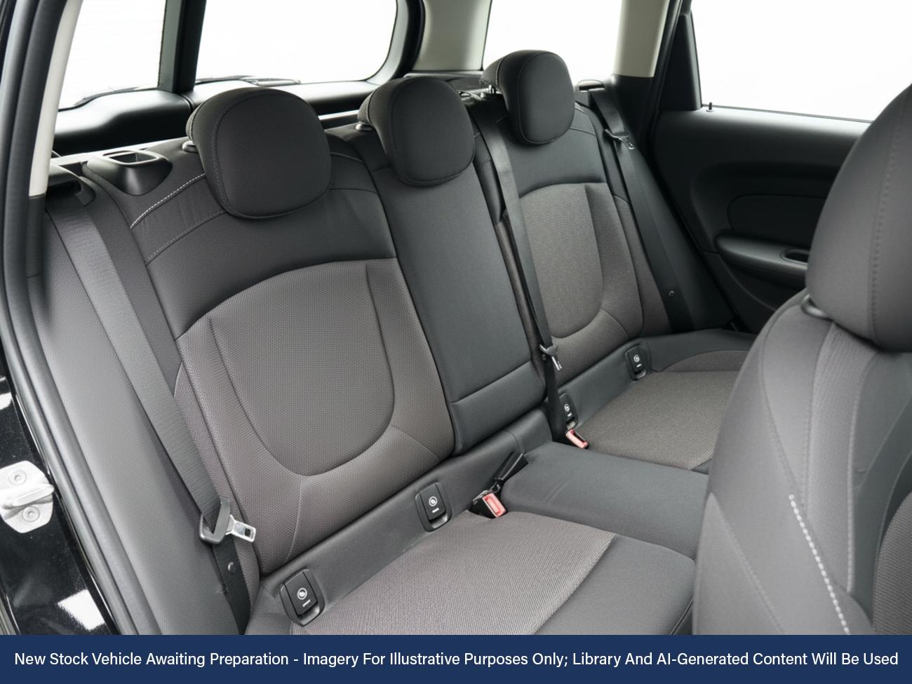 Used MINI Clubman 2017 for sale - 76805361: Photo 4