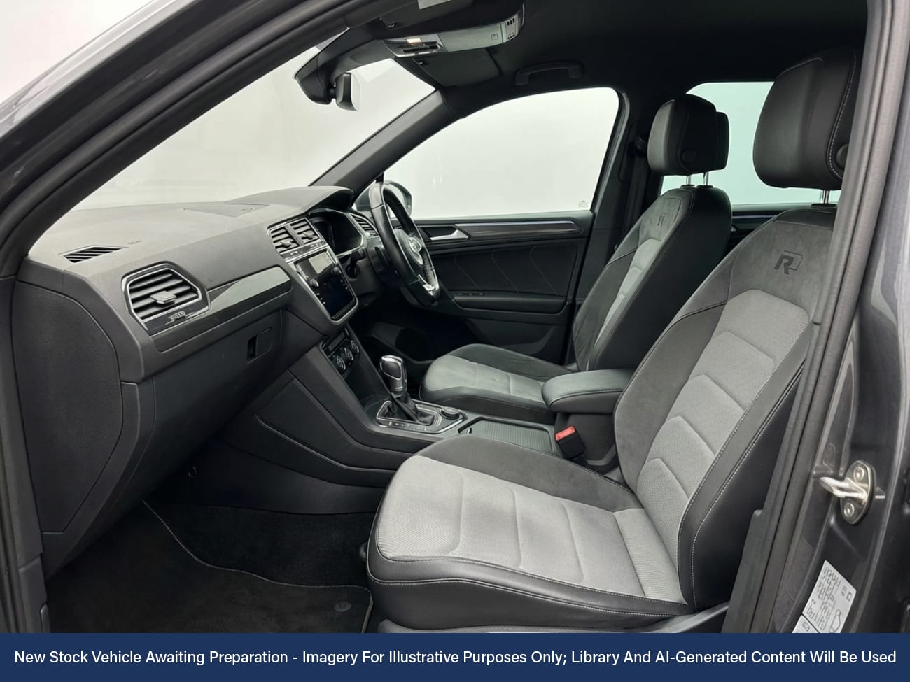 Used Volkswagen Tiguan 2020 for sale - 77593489: Photo 2