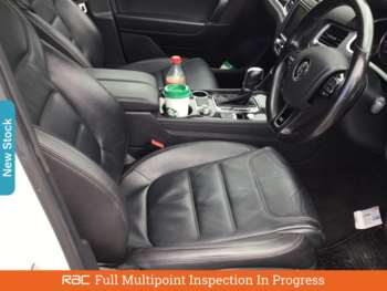 Used Volkswagen Touareg 2017 for sale - 75100432: Photo
