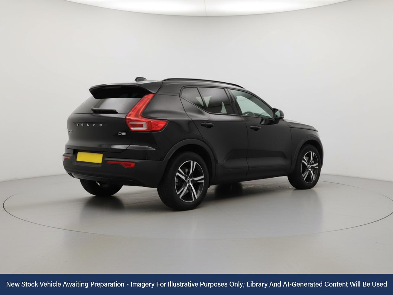 Used Volvo XC40 2020 for sale - 76805326: Photo 2