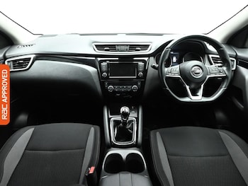 Used Nissan Qashqai 2020 for sale - 76558110: Photo