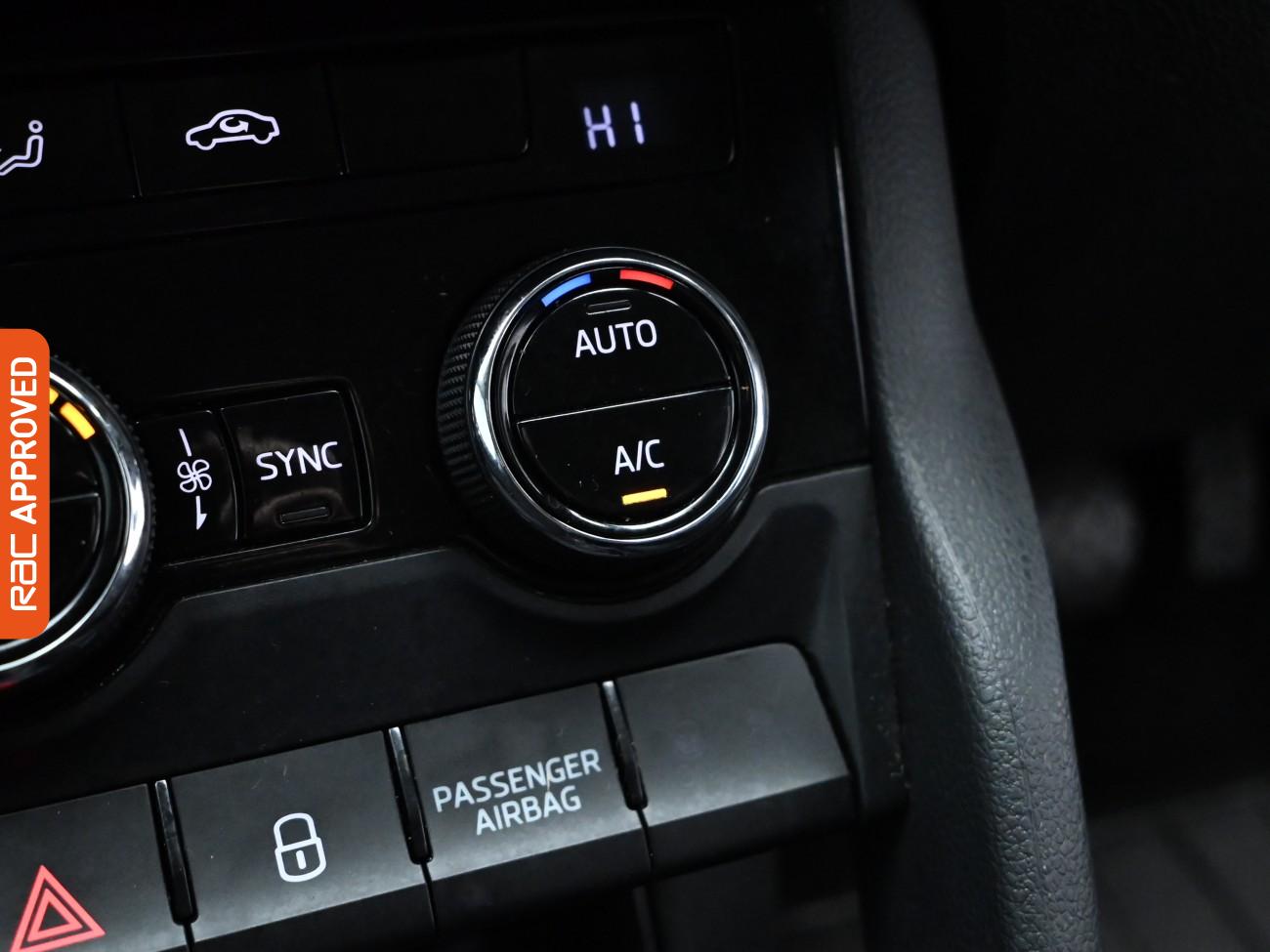 Used Skoda Karoq 2021 for sale - 76230707: Photo 19