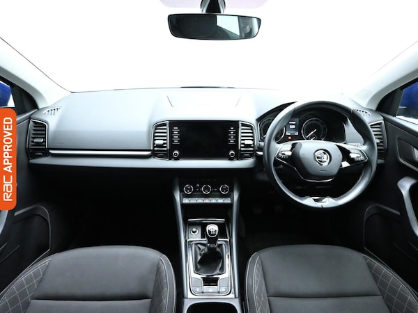 Used Skoda Karoq 2021 for sale - 76230707: Photo 2