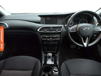Used Infiniti Q30 2017 for sale - 75073970: Photo
