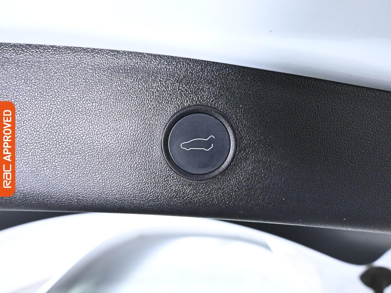 Used Tesla Model 3 2021 for sale - 76253308: Photo 37