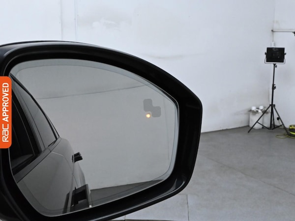 Used Land Rover Range Rover Velar 2019 for sale - 76088303: Photo 17