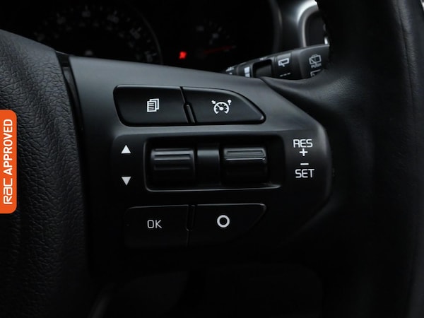 Used Kia Sorento 2017 for sale - 76272429: Photo 25