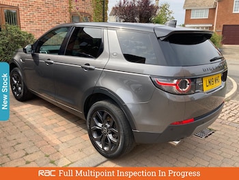 Used Land Rover Discovery Sport 2019 for sale - 75536413: Photo