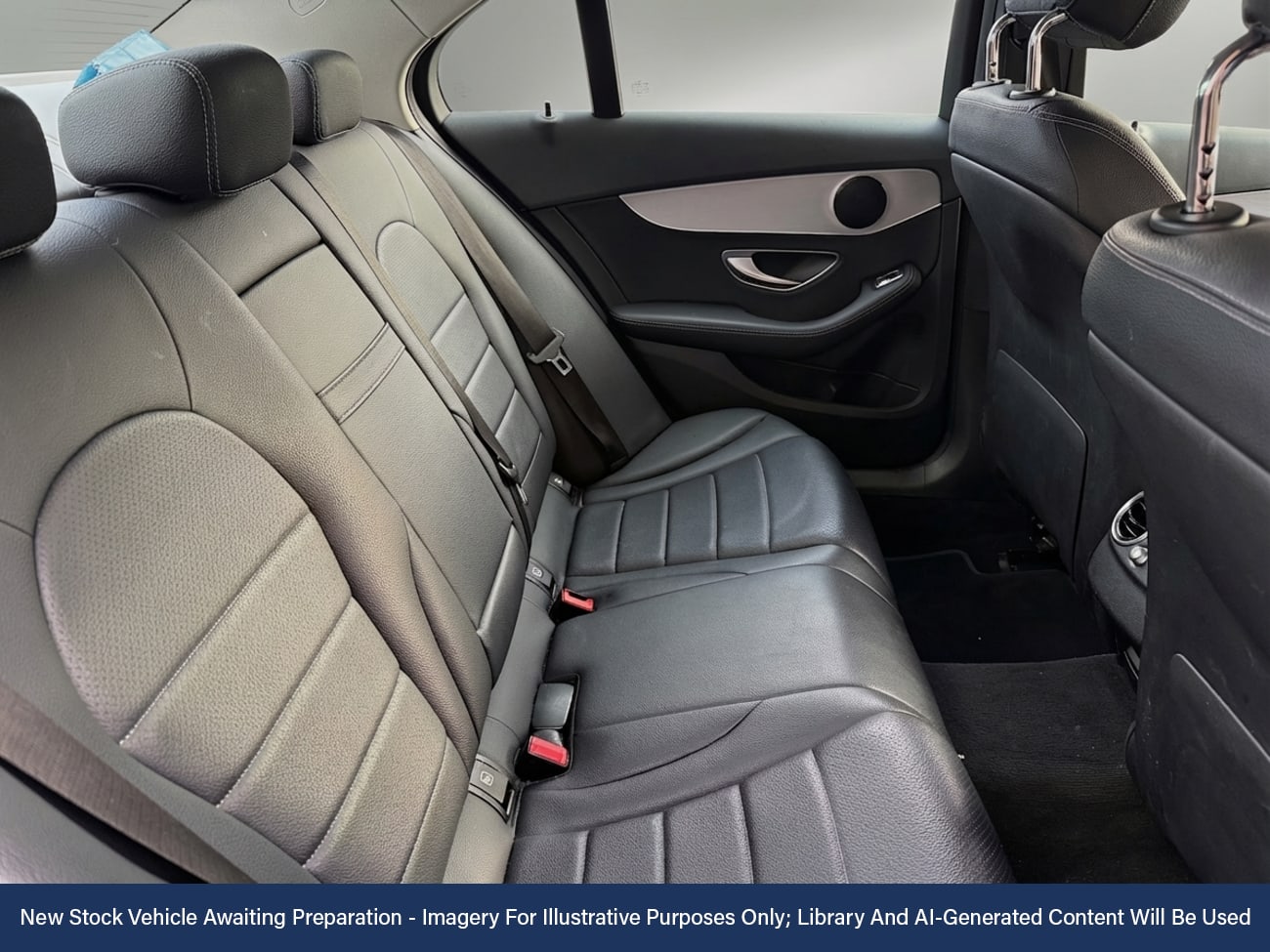 Used Mercedes-Benz C Class 2017 for sale - 78078967: Photo 4