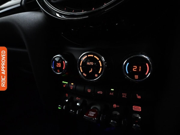Used MINI Hatch 2019 for sale - 76207015: Photo 19