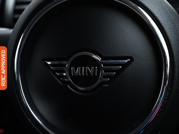 Used MINI Hatch 2019 for sale - 76207015: Photo 24