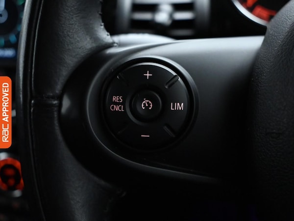 Used MINI Hatch 2019 for sale - 76207015: Photo 25