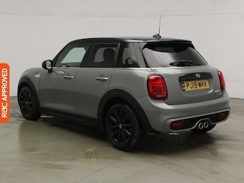 Used MINI Hatch 2019 for sale - 76207015: Photo 4