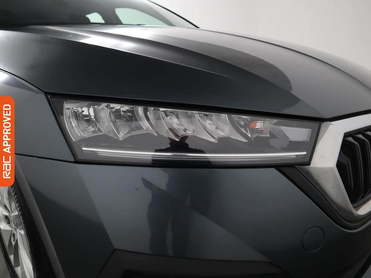 Used Skoda Octavia 2021 for sale - 76477519: Photo 14