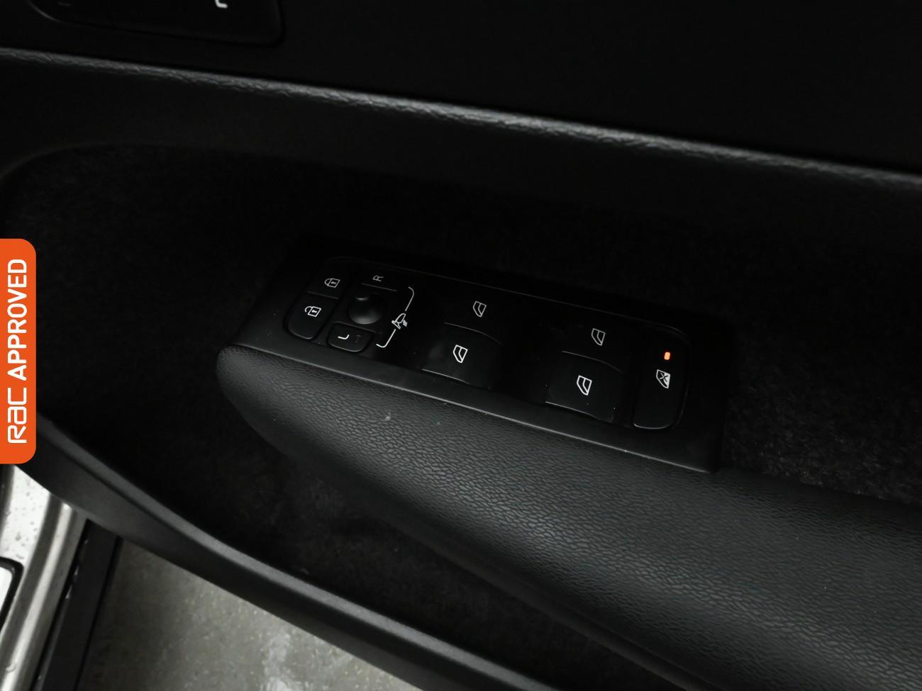 Used Volvo XC40 2021 for sale - 77582858: Photo 27