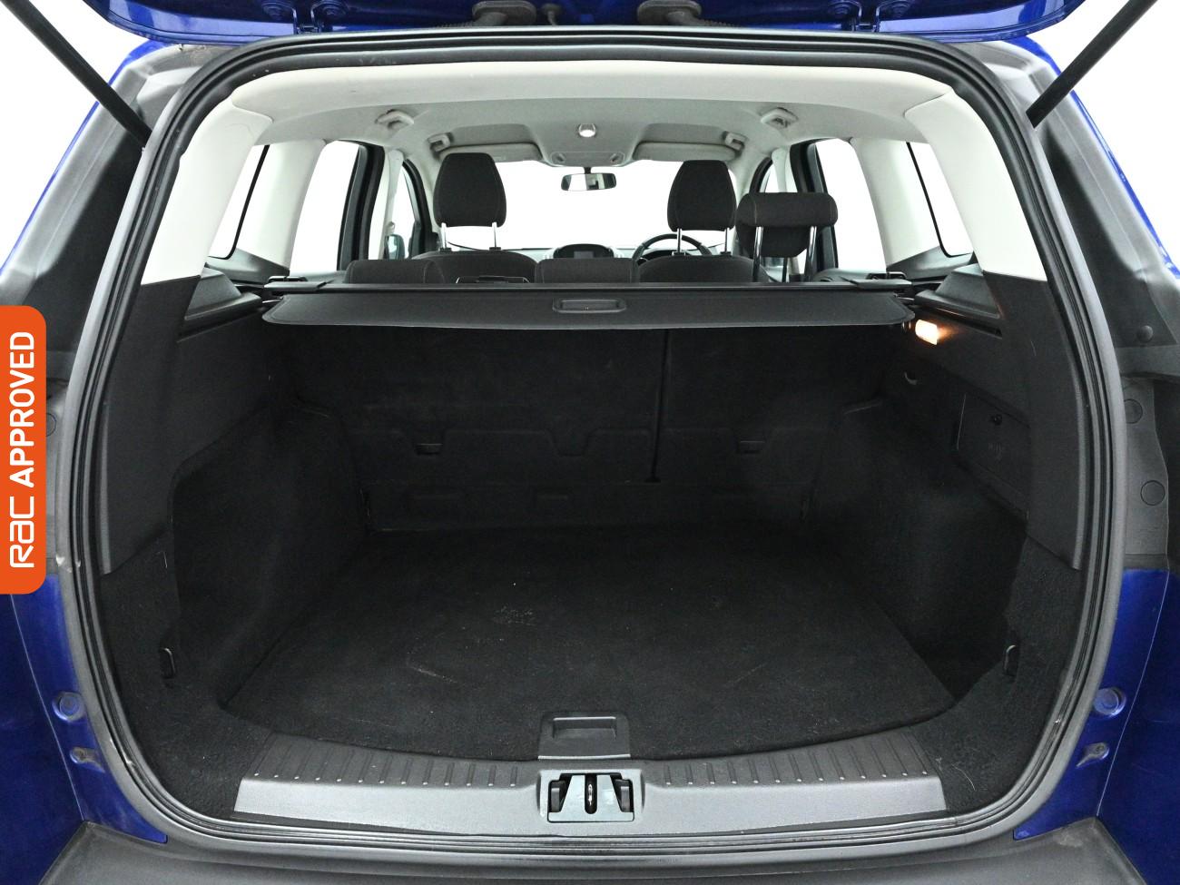 Used Ford Kuga 2017 for sale - 77692342: Photo 27