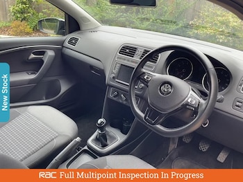 Used Volkswagen Polo 2016 for sale - 76128482: Photo 3