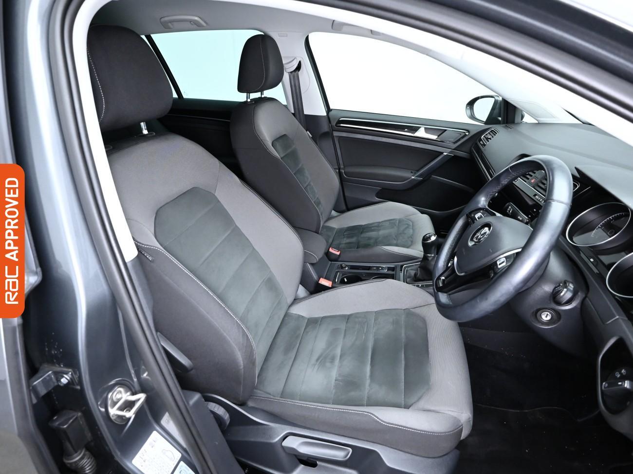 Used Volkswagen Golf 2020 for sale - 76126117: Photo 12