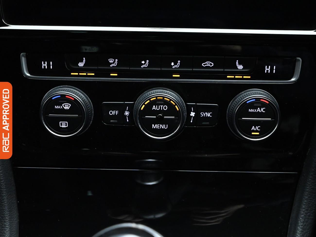 Used Volkswagen Golf 2020 for sale - 76126117: Photo 17