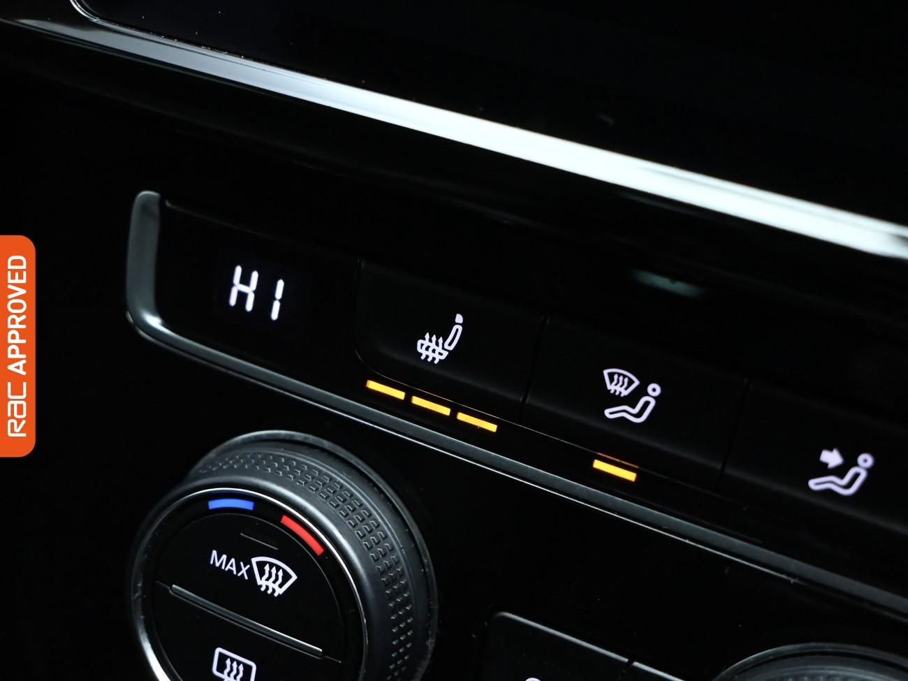 Used Volkswagen Golf 2020 for sale - 76126117: Photo 18