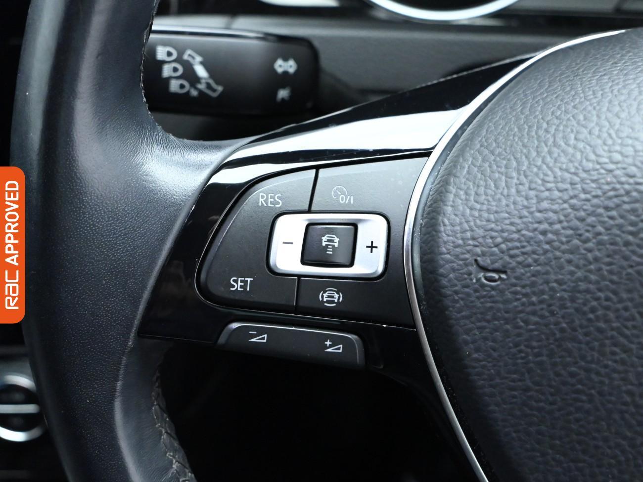 Used Volkswagen Golf 2020 for sale - 76126117: Photo 21