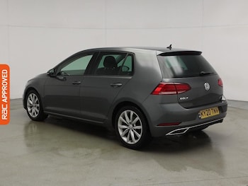 Used Volkswagen Golf 2020 for sale - 76126117: Photo