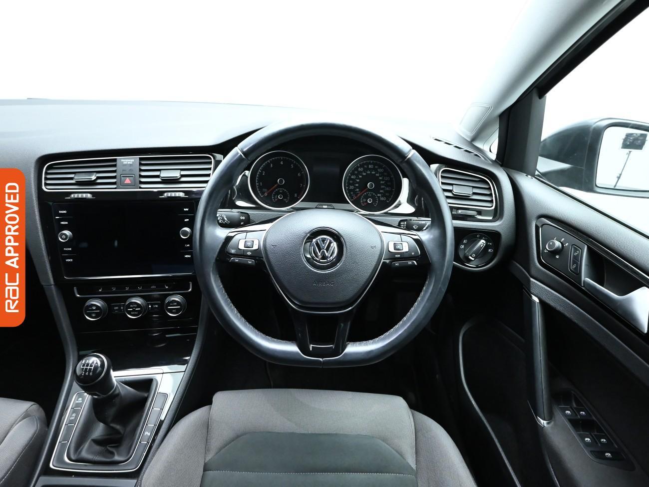 Used Volkswagen Golf 2020 for sale - 76126117: Photo 9