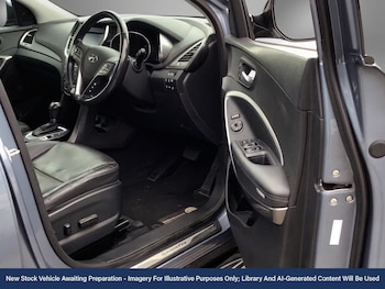 Used Hyundai Santa Fe 2017 for sale - 78653042: Photo