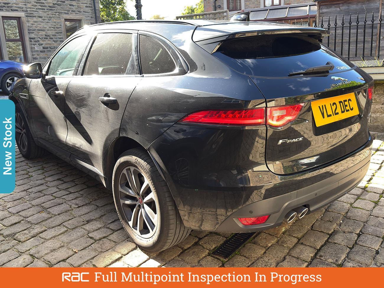 Used Jaguar F-Pace 2016 for sale - 76128432: Photo 2