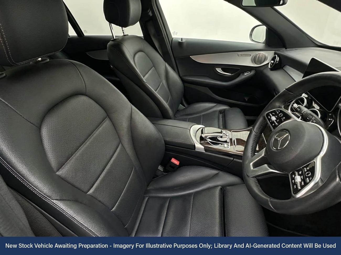 Used Mercedes-Benz C Class 2019 for sale - 77249527: Photo 3