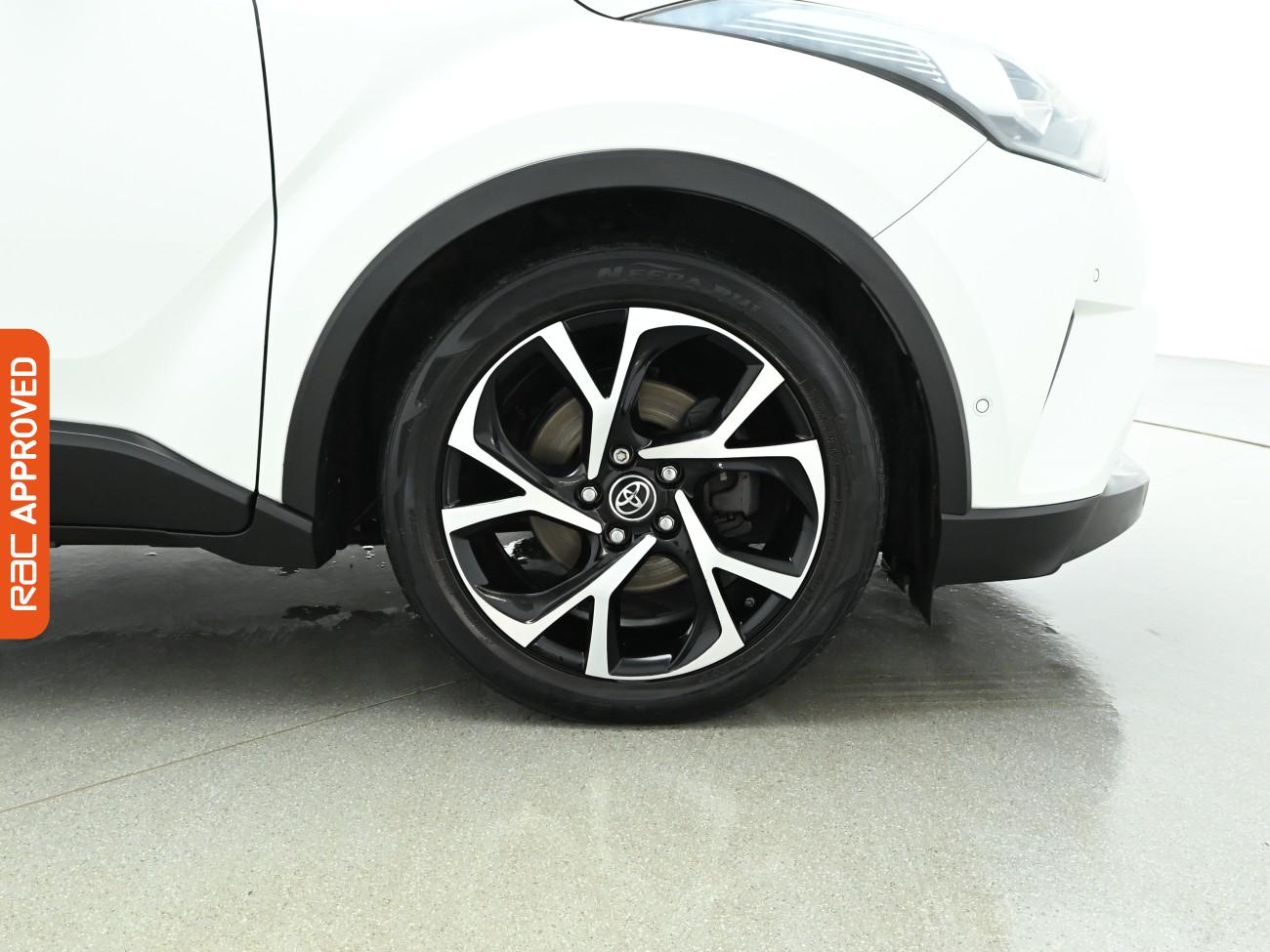 Used Toyota C-HR 2017 for sale - 76863204: Photo 27